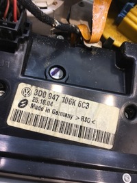 фото thumb №5, Лампа сидіння перед vw phaeton 3d0947106k