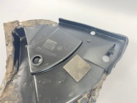 Захист пластик правий задній задній mercedes w124 cabrio 1246906330 Недорого, фото thumb