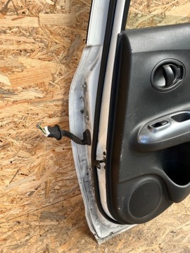 фото thumb №8, Двері задні праві праві зад nissan juke f15 лак: 326g білий