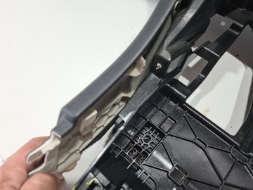 фото thumb №10, Mercedes c-klasa w205 панель консоль