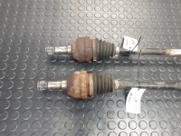 фото thumb №3, Volvo привідний вал права ліва задня kpl оригінальний номер p30651528