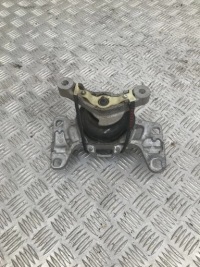 фото thumb №2, Подушка двигателя volvo v40 ii 12- 2.0d