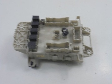 фото thumb №5, Toyota rav4 ii 00-03 коробка предохранителей