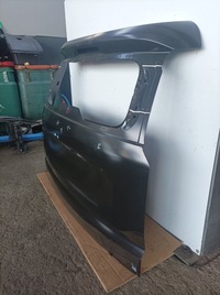 фото thumb №4, Кришка багажника зад dacia jogger нова оригінал 901006921r