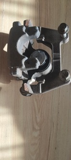 фото thumb №1, Суппорт тормоза правый задняя jaguar i-pace r/r velar