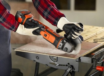 Угловая шлифовальная машина 18В 125мм аккумулятор 4.0Ач сумка Black Decker BCG720M1