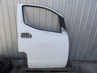 фото thumb №1, Nv200 дверь правый перед