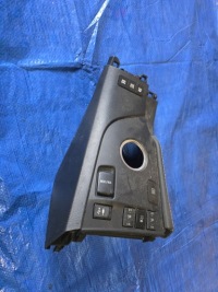 Купити Toyota auris 2 рестайлінг  накладка тунель рамка європа 58834-02050, фото thumb