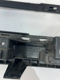 фото thumb №6, Porsche taycan 9j1 решётка средняя бампера