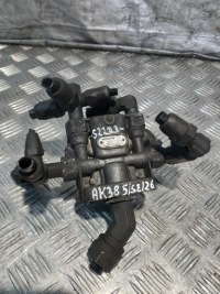 Купити Scania 4 94 114 124 144 164 клапан wieloobwodowy 4-контурний łódź, фото thumb