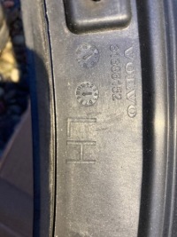 фото thumb №12, Volov v90 ii cross country молдинг na крила передній лівий orygi.