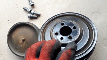 фото thumb №7, A4 b9 8w колесо ременное вала 2.0 tdi 04l105243 a5 8w