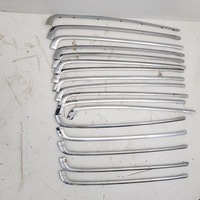 фото thumb №1, Mercedesa w124 планка бампера накладка хром ory