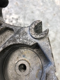 фото thumb №5, Кронштейн кронштейн кронштейн генератора k4m6794 renault modus 8200365097