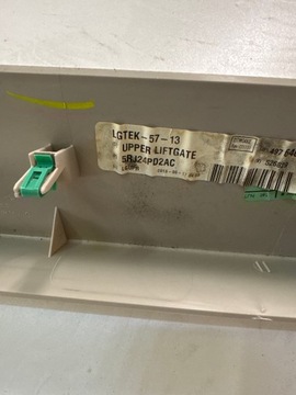 фото thumb №10, Обшивка захист кришки багажника боковина рамка chrysler pacifica 2017 - 2021