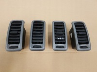 фото thumb №1, Решітка впуск повітря trafic vivaro