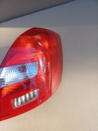 фото thumb №1, Лампа правая задняя skoda fabia ii nr. 5j6945096a