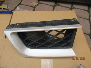 фото thumb №1, Subaru impreza решётка перед правая решётка радиатора 06-07 01g