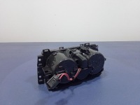 Audi sq8 q8 4m кронштейн   на напої  підсклянник 4m8862533c Недорого, фото thumb