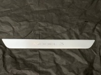 Купити Tesla 3 молдинг декоративна logo поріг 1090844-00-c, фото thumb