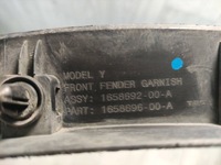 фото thumb №10, Tesla model y 20- молдинг накладка крыла правый перед 165869200a