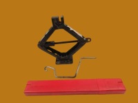 фото thumb №1, Домкрат автомобільний трикутник fiat punto ii fl 2003-