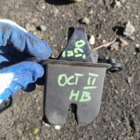 фото thumb №1, Замок задня кришки багажника skoda octavia ii 2 hb