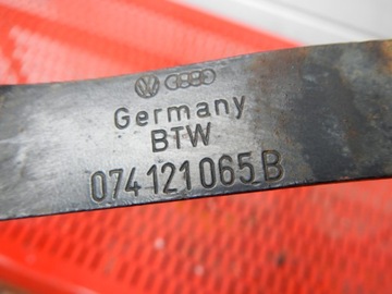 ШЛАНГ ВОДЯНОЙ ТРУБКИ VW T4 ШЛАНГ 074121065B