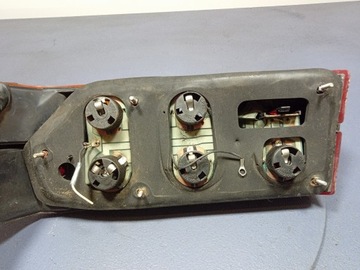 фото thumb №11, Volvo 740 sedan 84-90 лампа зад права задня