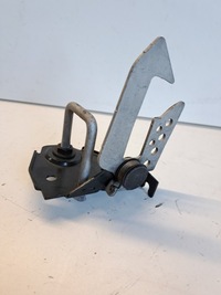 фото thumb №1, Bmw f10 f11 засув лівий замок капота капот 7183763