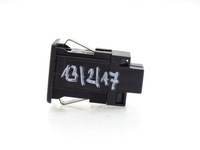 фото thumb №7, Роз'єм вхід вихід port aux-in vw passat b7