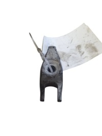 фото thumb №1, Кронштейн форсунки opel astra k