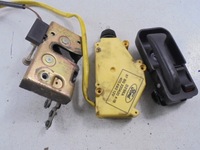 фото thumb №1, Ford scorpio mk1 замок дверь зад правые амортизатор 86gba26412ab 87bg220a20a1b