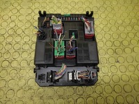 фото thumb №1, Peugeot 307 модуль коробка bsi 9644098180