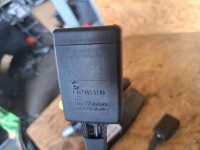 фото thumb №3, Mercedes w247 b-klasa замок кліпса поперечина перед