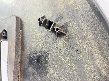 фото thumb №11, Обшивка защита стойка c левая mercedes w124 sedan чёрная 1246952744