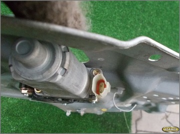 фото thumb №4, Kia cerato 1.6 16v 2004r - подъемник правый переднее