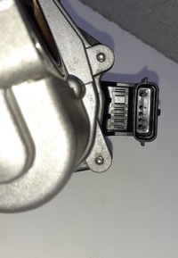 фото thumb №5, Дроссельная заслонка 82006114985 nissan note e11 1.5 dci