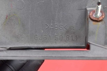 фото thumb №7, Накладка крышки зад задняя чёрная gj6a50811 mazda 6 1 i gg mps sedan рестайлинг 05-07