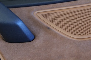 фото thumb №3, Оббивка обшивки двері комплект audi a8 довгий 4n d5