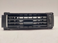 фото thumb №1, Решітка обдув права volvo v70 iii 30643314