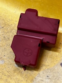 фото thumb №2, Защита аккумулятор клеммы plus lexus rx 450h iii 3 al10