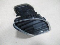 фото thumb №1, Решётка обдув панели консоли audi a5 8t1820902g
