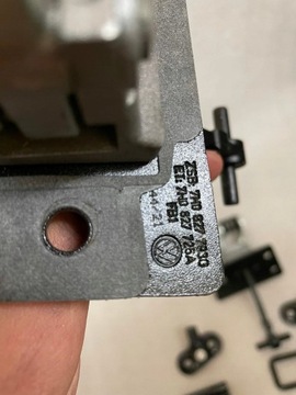 фото thumb №9, Vw t6 t6.1 обмежувач двері 7h0827794g 7h0827793g