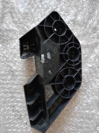 фото thumb №1, Напрямна кронштейн лампи правий перед nissan x-trail t32