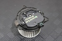 фото thumb №1, Воздуходувка вентилятор отопителя maserati levante m161