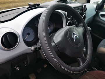 Na kierownice Opel Insignia Vectra Zafira Mokka Meriva skóra perforowana X