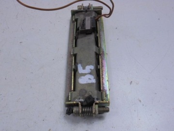 PASSAT B5 ПОДЪЕМНИК РУЧКИ БАГАЖНИКА 3B9827566B