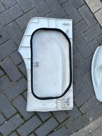 фото thumb №5, Крышка багажника бардачка iveco s-way 5802368833