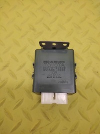 фото thumb №1, Lexus rx300 модуль блок керування замка центрального 8597048020